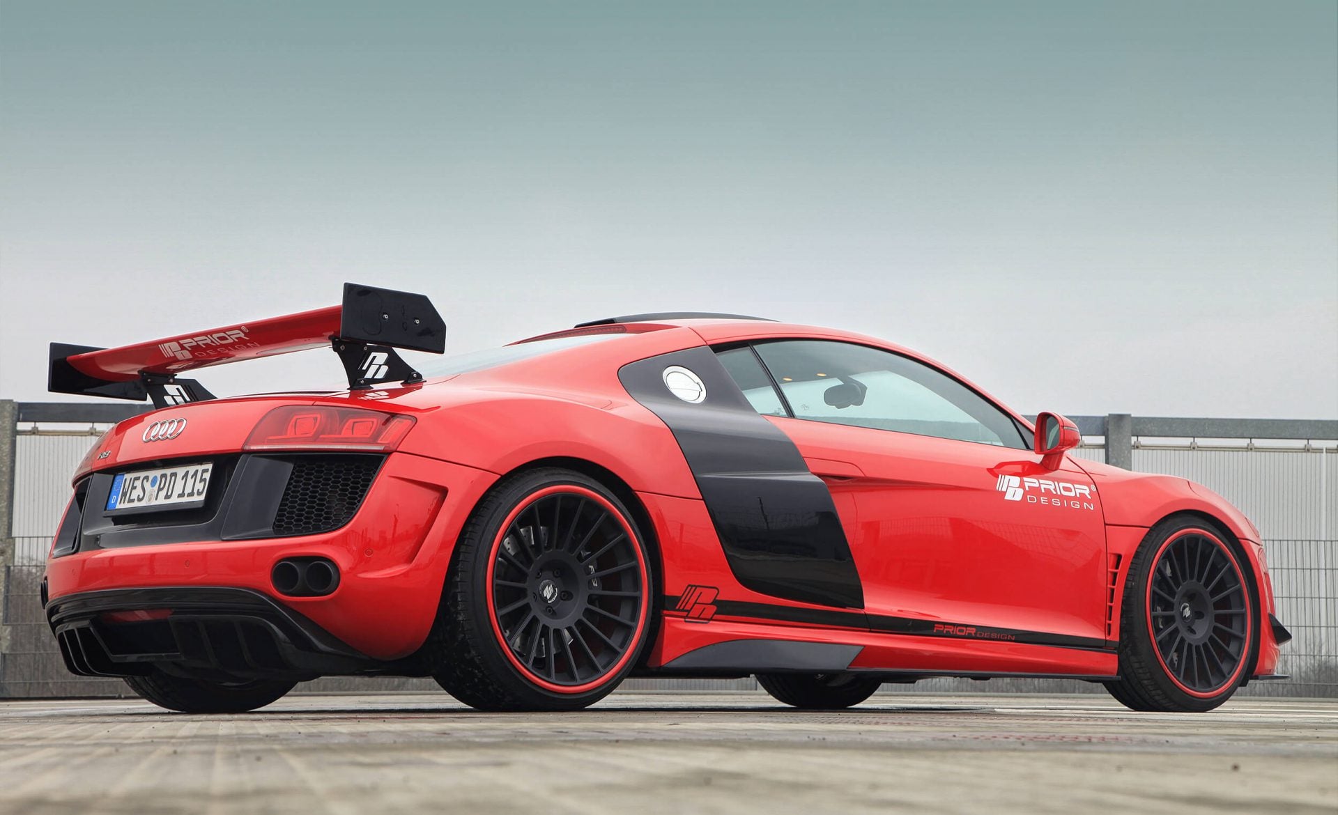 Audi R8 Type 42 Side Skirts PD GT650