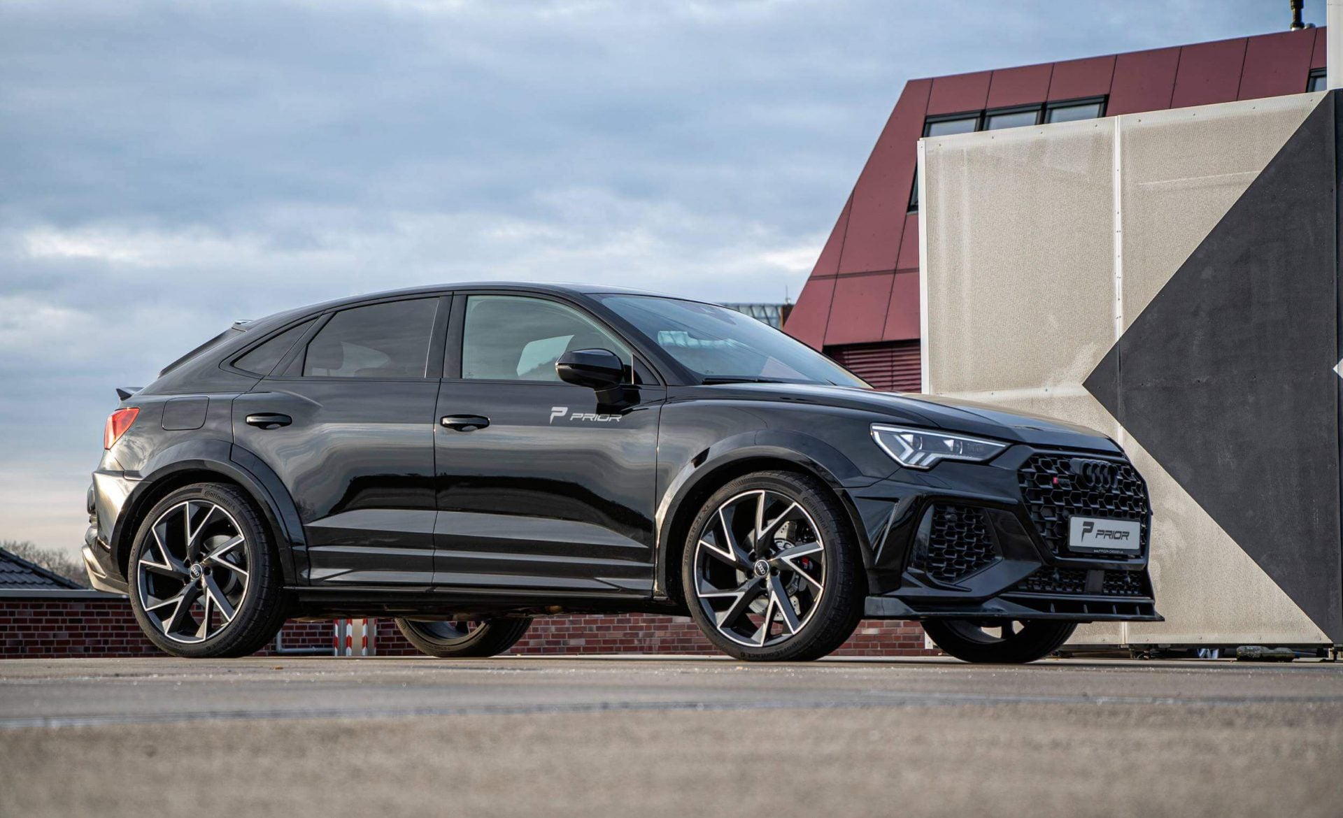 Audi RSQ3 Sportback 2019+ Side Skirts PD-RS400