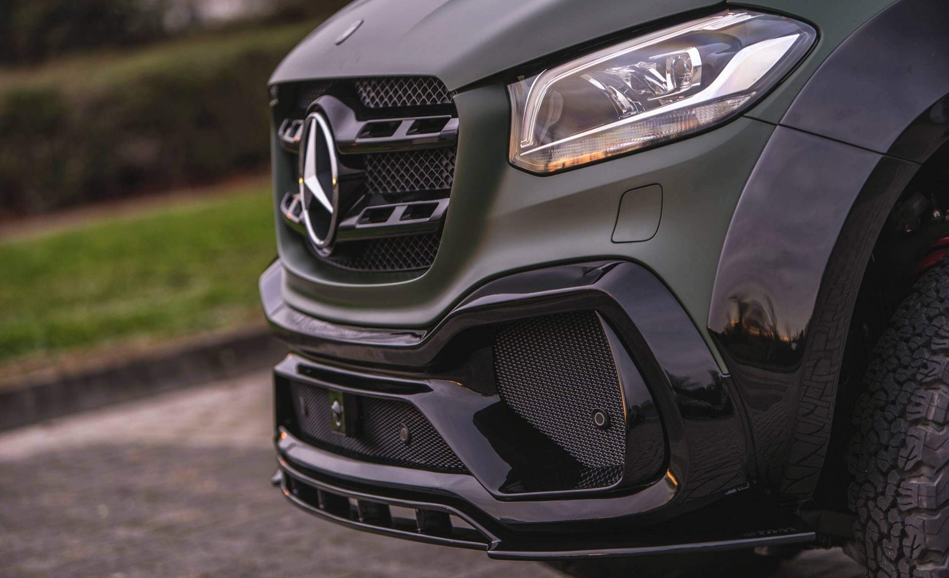 Mercedes-Benz X W470 Widebody Kit PD550