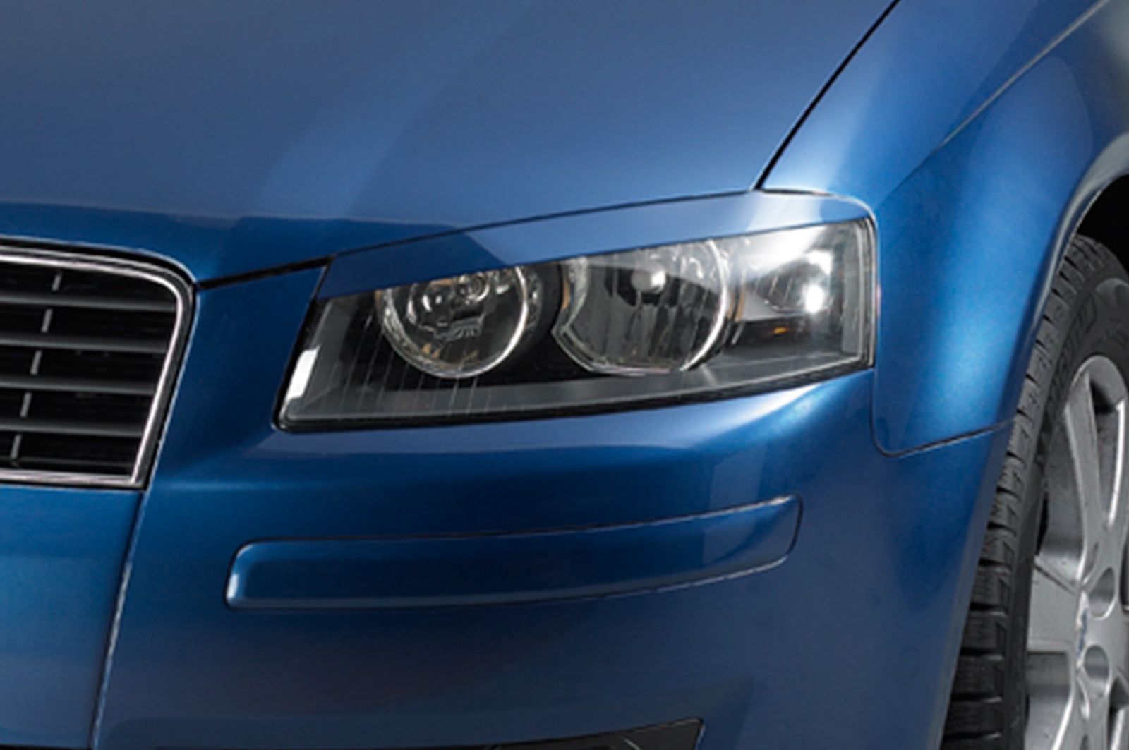 Audi A3 8P Headlight Eyelids SB058